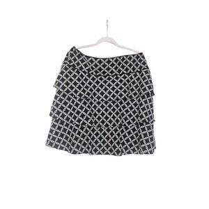 White House Black Market size 14 tiered skirt